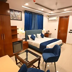 *** Hotel Down Town Paschim Vihar India