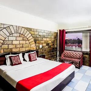 *** Hotel Oscar Regency India